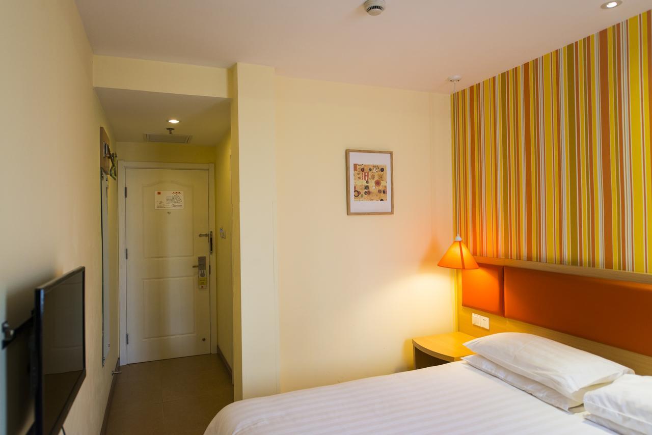 Home Inn Qingdao South Siliu Road Esterno foto